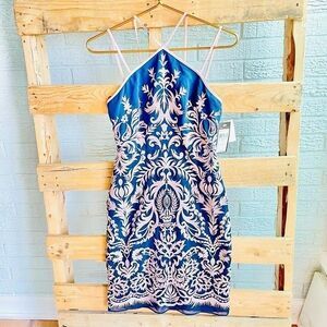 NWT BCBGMaxazria embroider navy blush dress